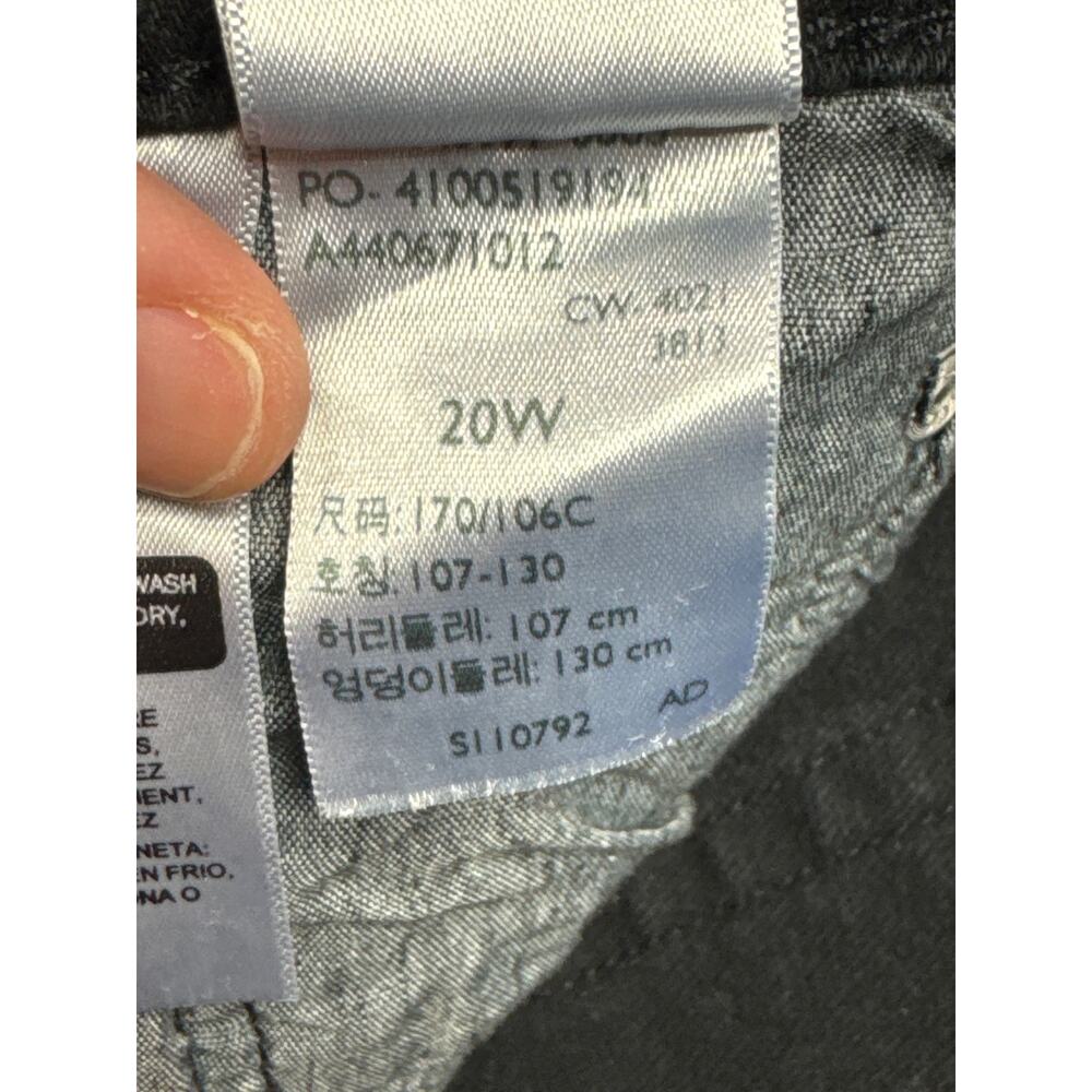 Levi's Women's Wedgie Straight Leg Black Jeans - Size 20W (40x25.5) - Picture 7 of 8
